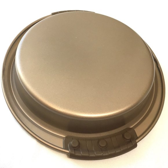 Anolon Advanced Bronze Non-stick Cake Pan - Picture 7 of 9